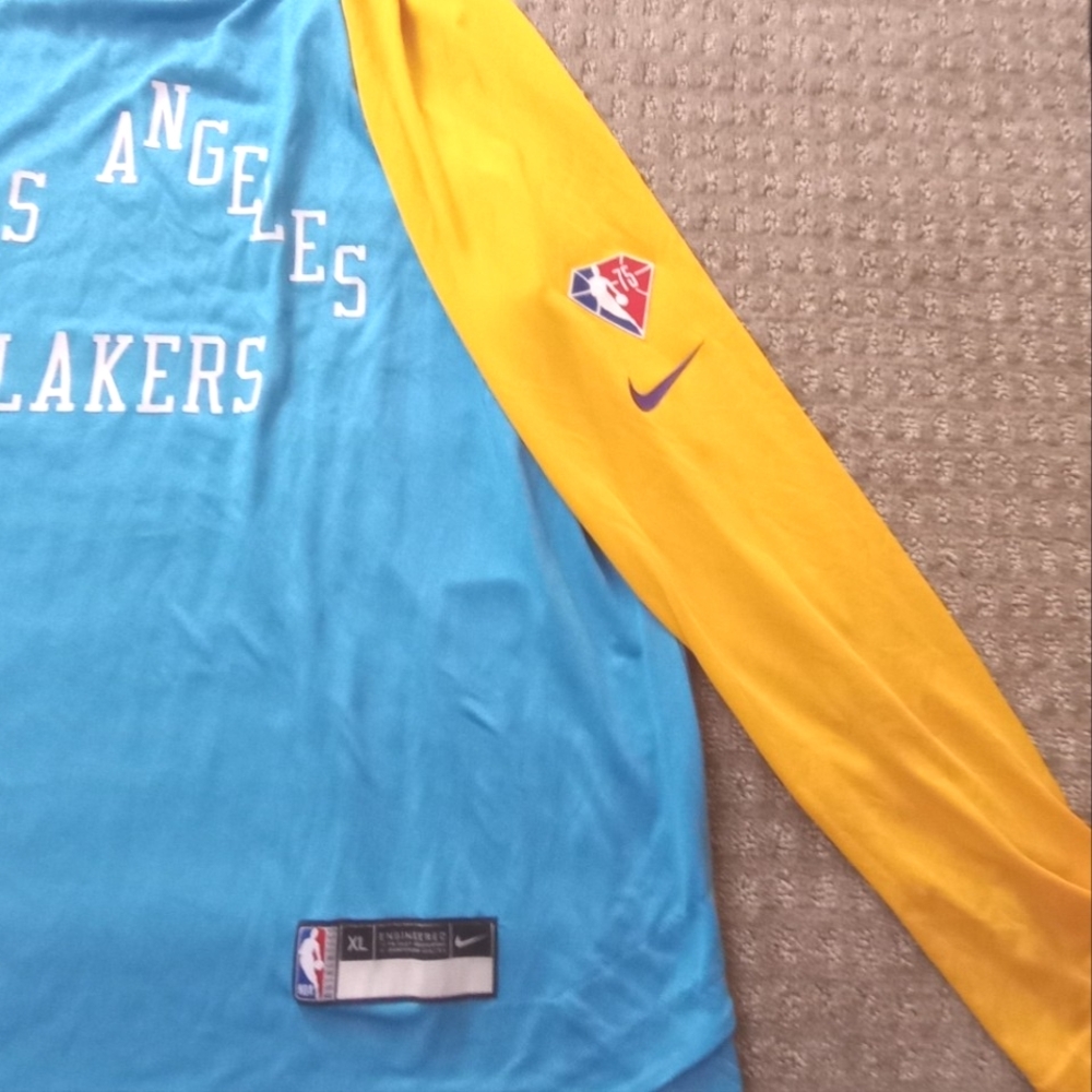 Los Angeles Lakers NBA 75th Warm-up Dri Fit Shirt - Picture 4 of 8